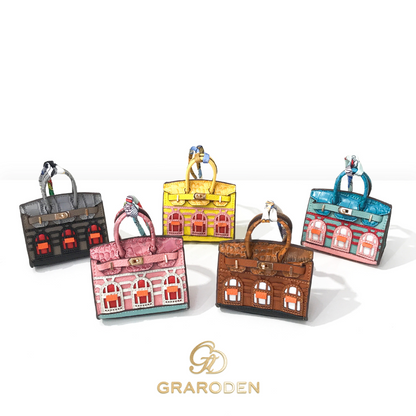 Mini House-Shaped Protective Case for Wireless Earbuds, Keys, and Small Items - Dual-Use Keychain Pouch with Fun Cartoon Print